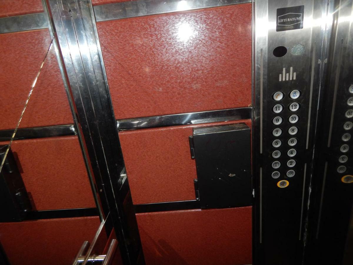 Apartment First Line From Sea Batumi Exterior foto