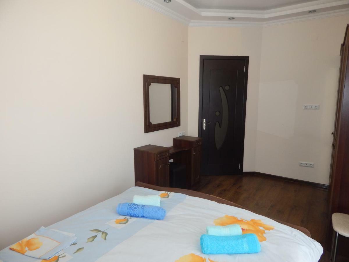 Apartment First Line From Sea Batumi Exterior foto