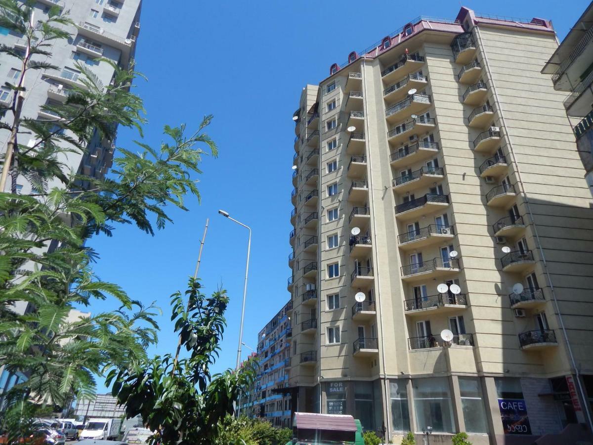 Apartment First Line From Sea Batumi Exterior foto