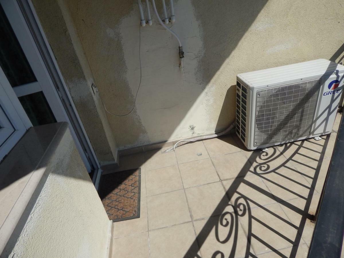 Apartment First Line From Sea Batumi Exterior foto