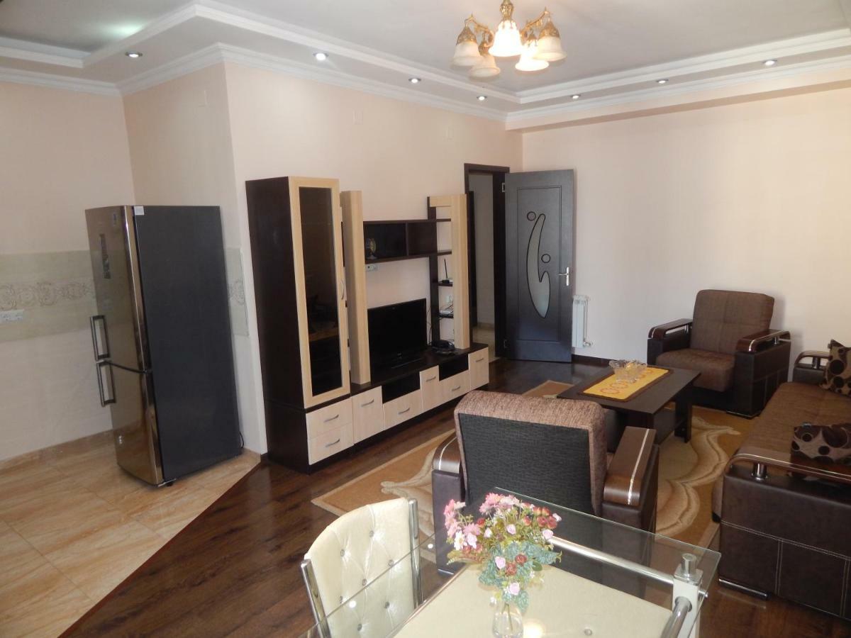 Apartment First Line From Sea Batumi Exterior foto